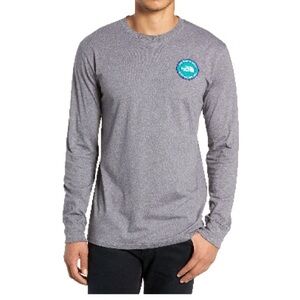 NWOT Men’s/Women’s The North Face Long Sleeve